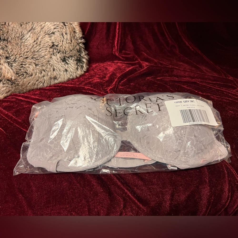 Victoria's Secret brand new sealed. Size 38C. Color Grey Skies